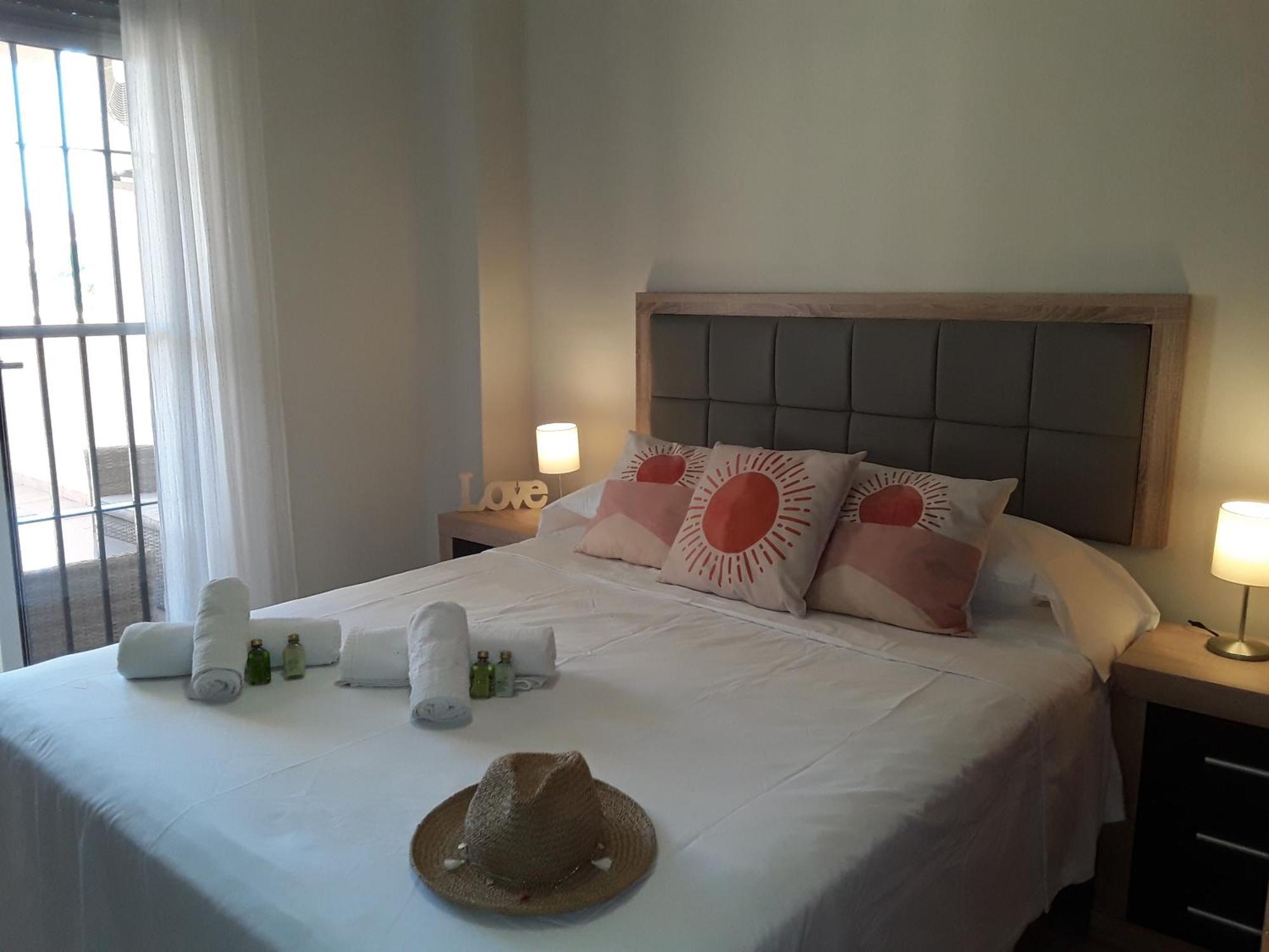 Whydhand Resorts Apartments ,Pools And Lovely Terrace Fuengirola Exterior foto